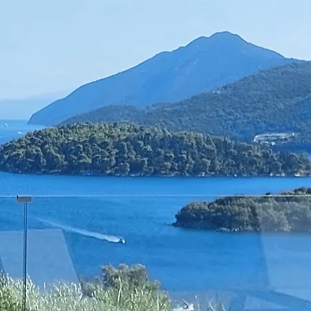 Ninemia Nydri (Lefkada)